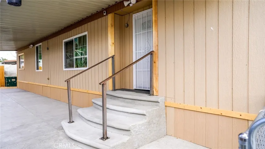 43850 20th E Street Unit 36, Lancaster, California 93535