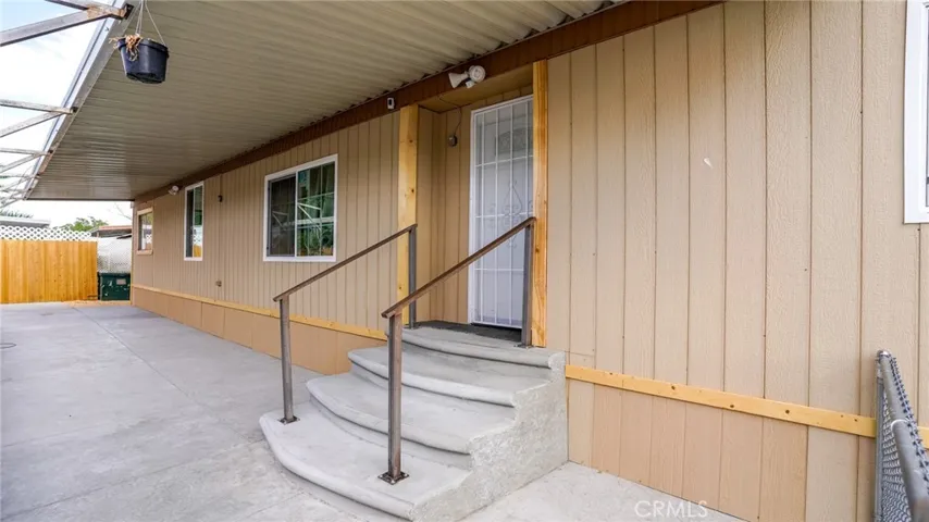 43850 20th E Street Unit 36, Lancaster, California 93535