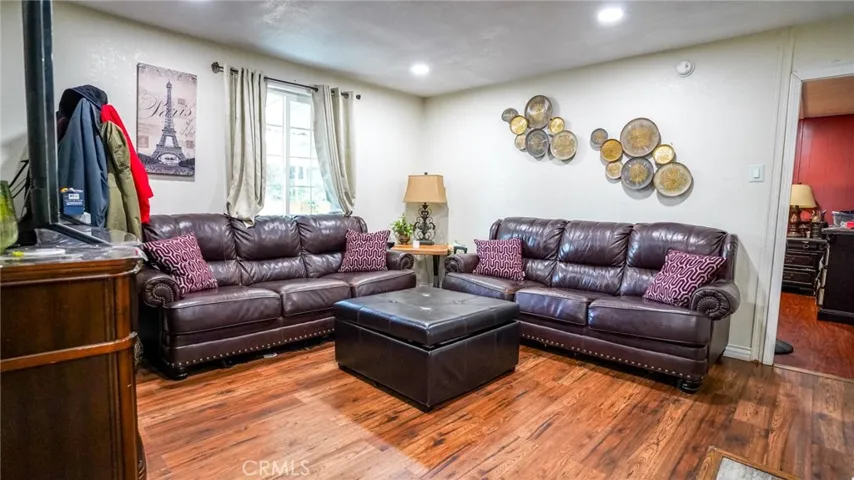 43850 20th E Street Unit 36, Lancaster, California 93535