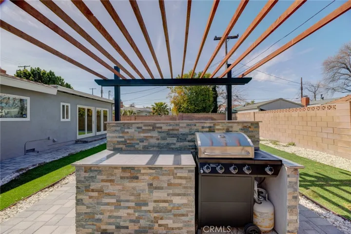 19847 Arminta Street, Winnetka, California 91306
