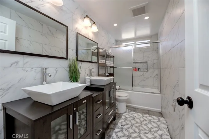 19847 Arminta Street, Winnetka, California 91306