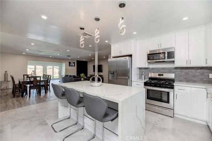 19847 Arminta Street, Winnetka, California 91306