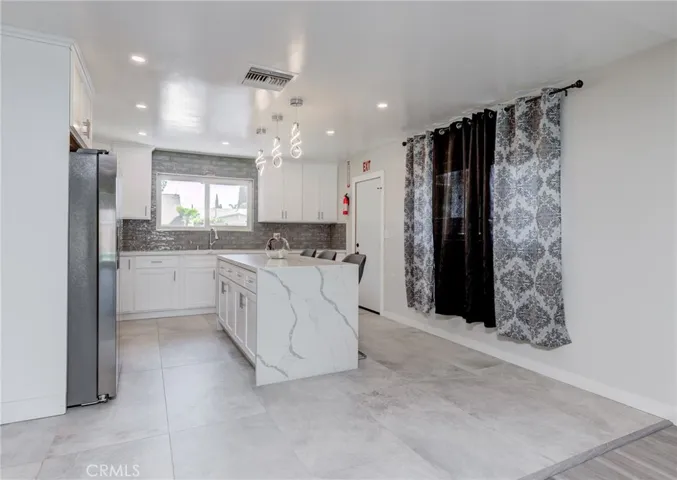 19847 Arminta Street, Winnetka, California 91306