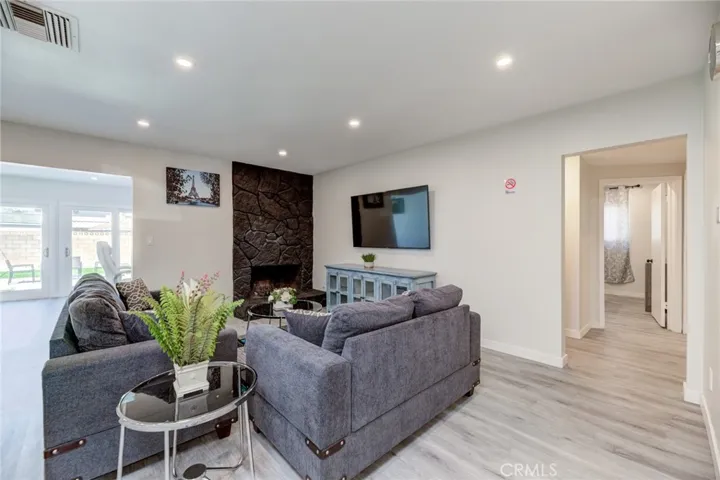 19847 Arminta Street, Winnetka, California 91306