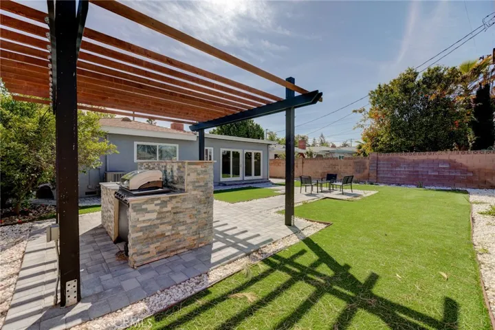 19847 Arminta Street, Winnetka, California 91306