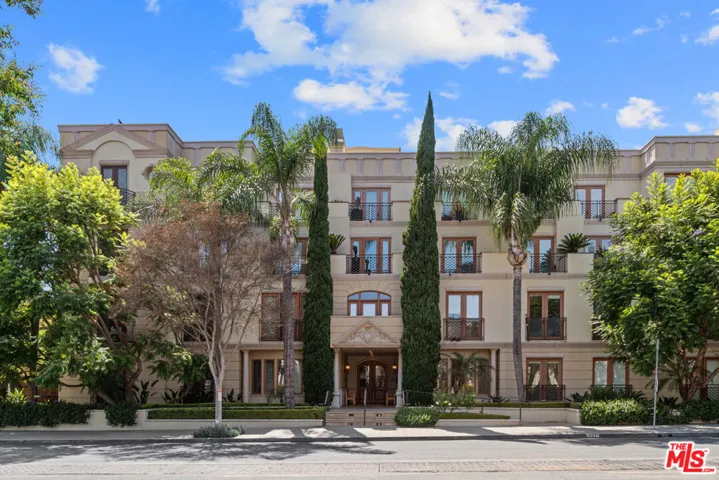 137 S Spalding Drive Unit 304, Beverly Hills, California 90212
