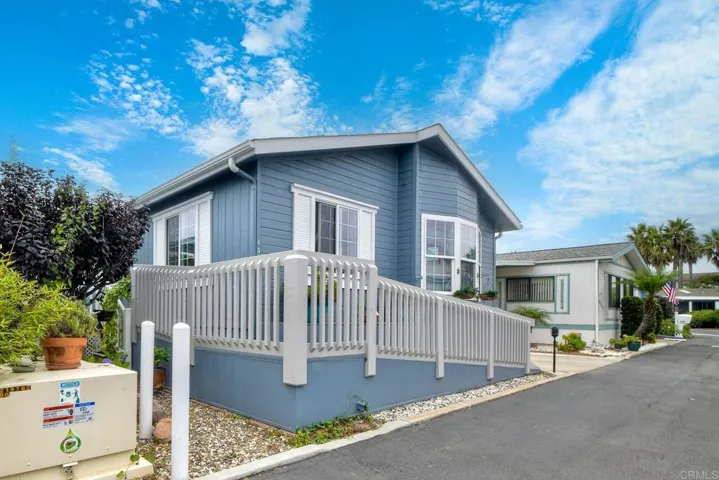 6503 Friendly Place, Carlsbad, California 92011