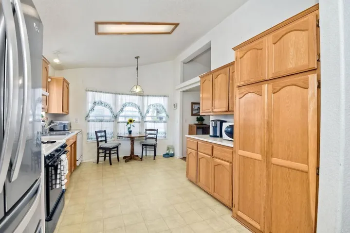 6503 Friendly Place, Carlsbad, California 92011