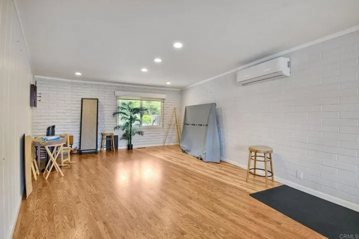 6503 Friendly Place, Carlsbad, California 92011