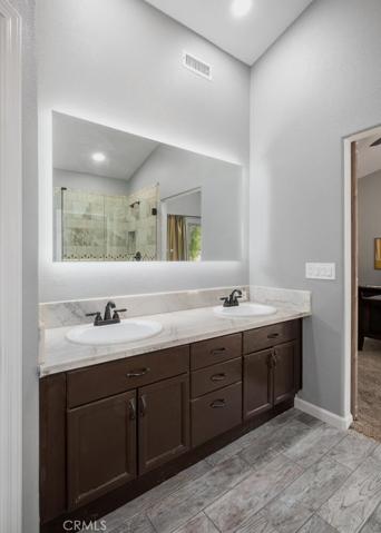 2132 E Lexington Avenue, Fresno, California 93720