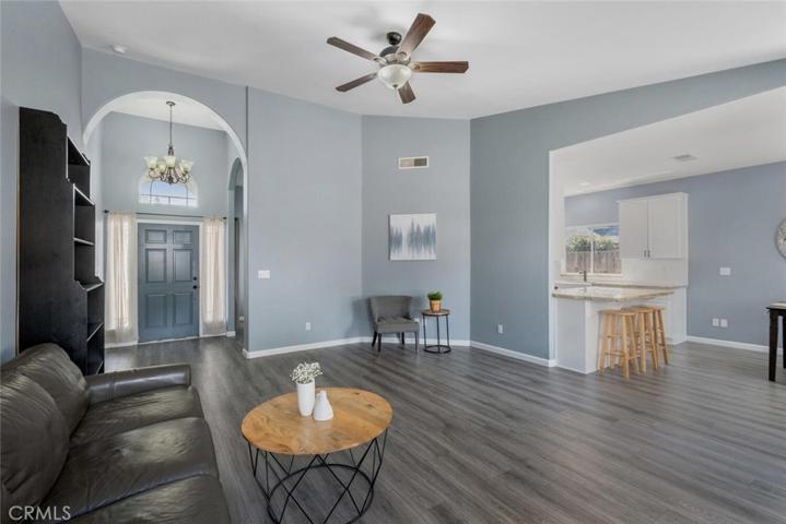 2132 E Lexington Avenue, Fresno, California 93720