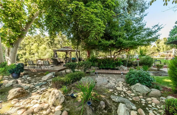 287 Trout Lake Drive, Sanger, California 93657