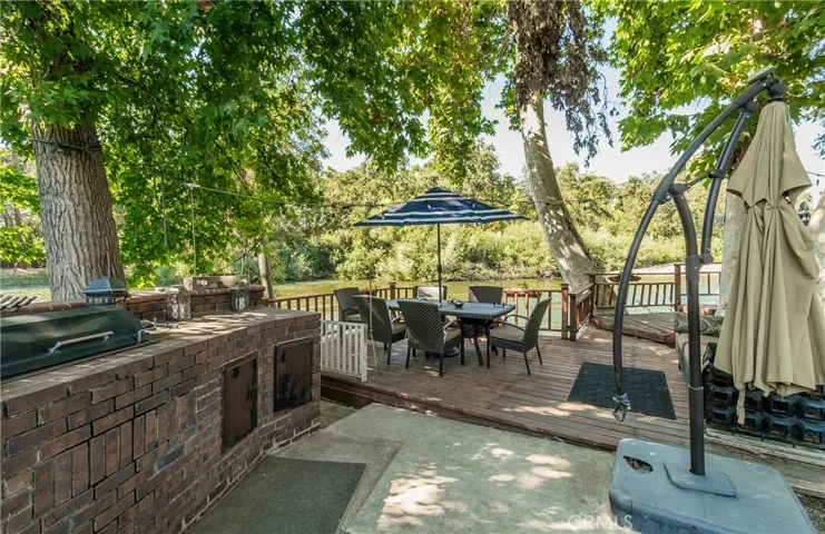 287 Trout Lake Drive, Sanger, California 93657