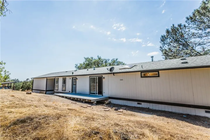 29927 Waterleaf Lane, Prather, California 93651