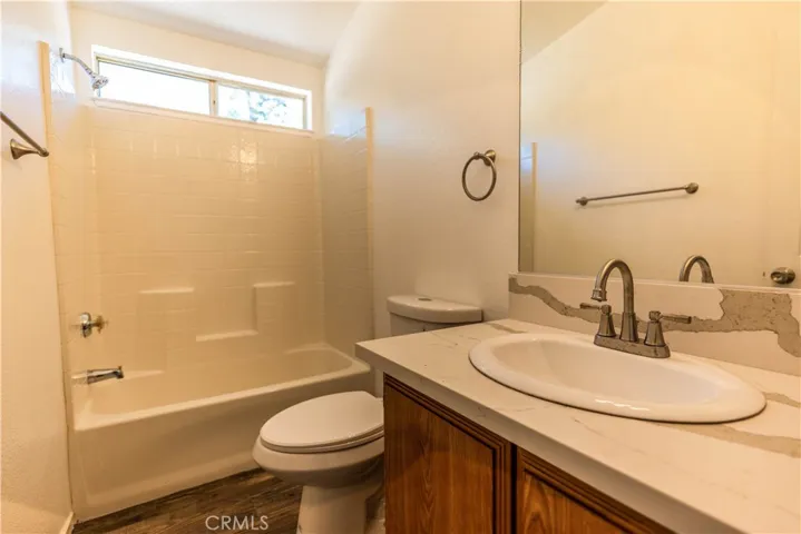 29927 Waterleaf Lane, Prather, California 93651
