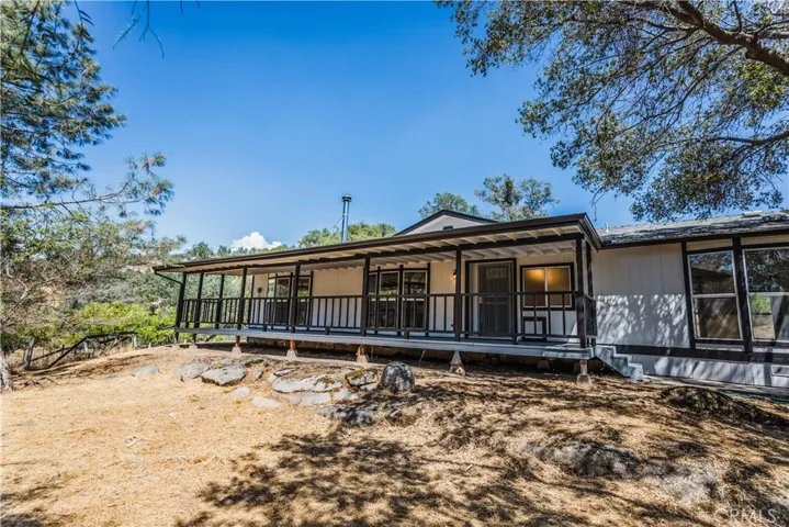 29927 Waterleaf Lane, Prather, California 93651