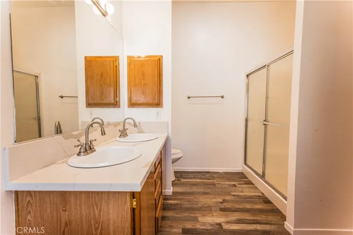 29927 Waterleaf Lane, Prather, California 93651
