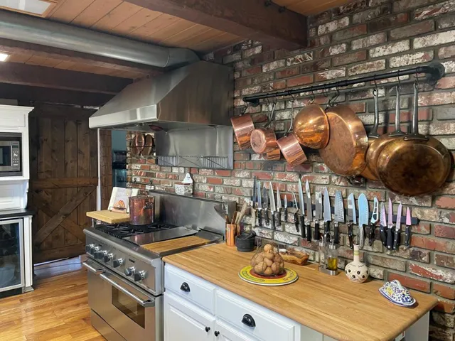 Kitchen 7