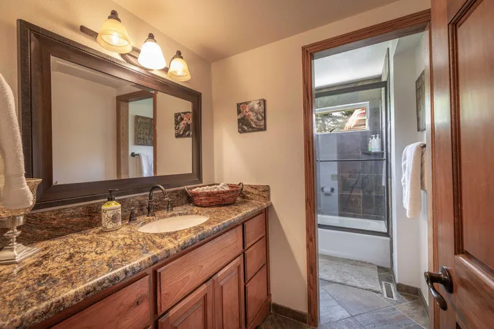 1stBathroom1