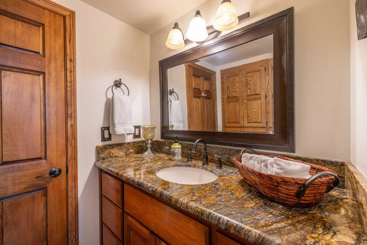 1stBathroom2