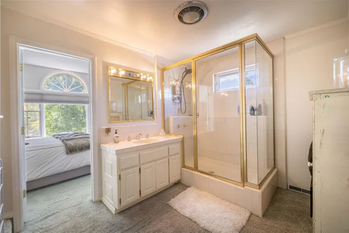 3rdBathroom1