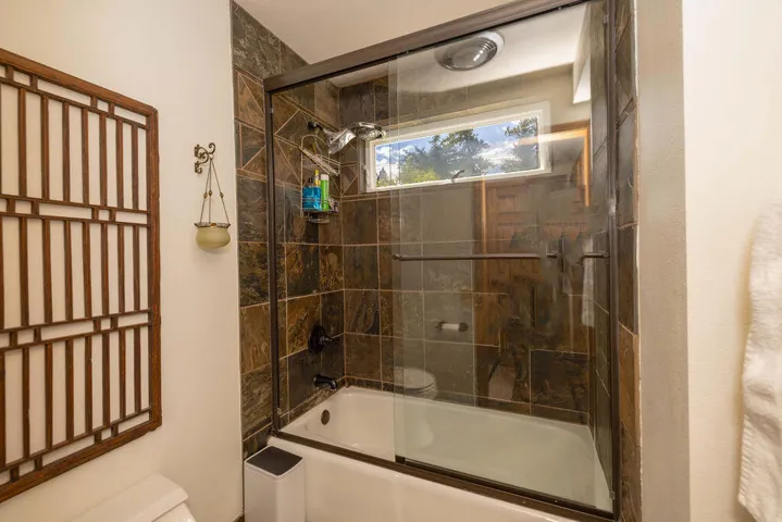 1stBathroom3