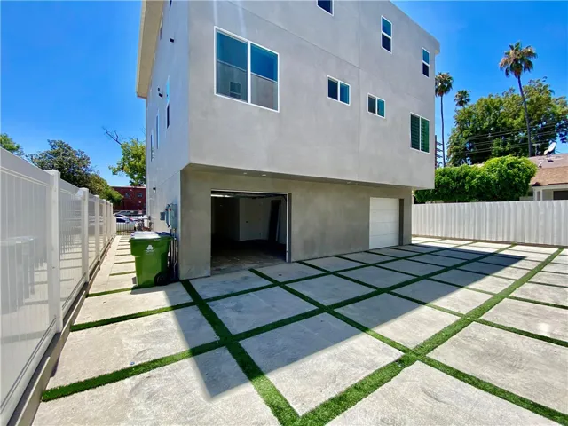 14249 Sylvan Street, Van Nuys, California 91401