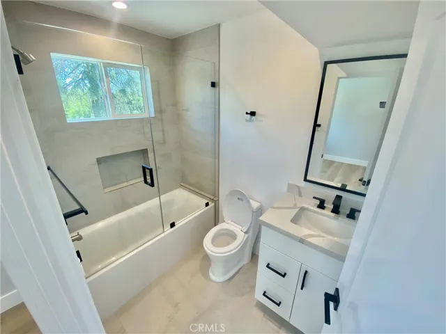 14249 Sylvan Street, Van Nuys, California 91401
