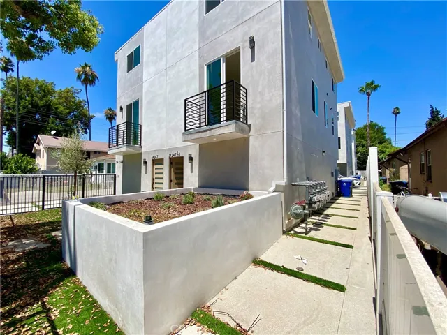 14249 Sylvan Street, Van Nuys, California 91401