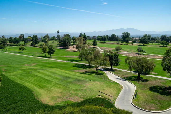 2196 Via Mariposa_0035