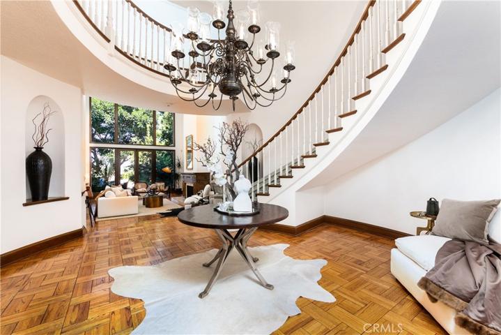 2086 Ridge Drive, Los Angeles, California 90049