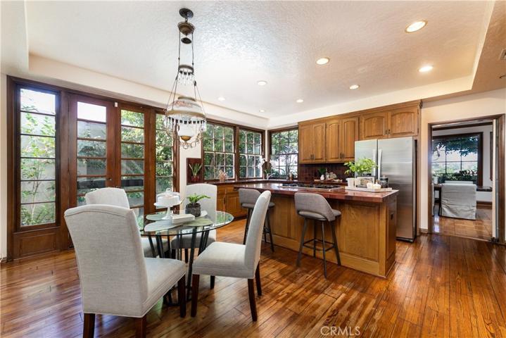 2086 Ridge Drive, Los Angeles, California 90049