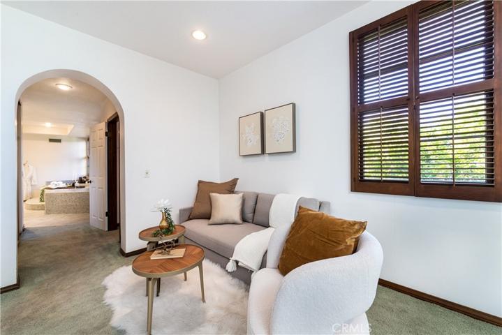 2086 Ridge Drive, Los Angeles, California 90049