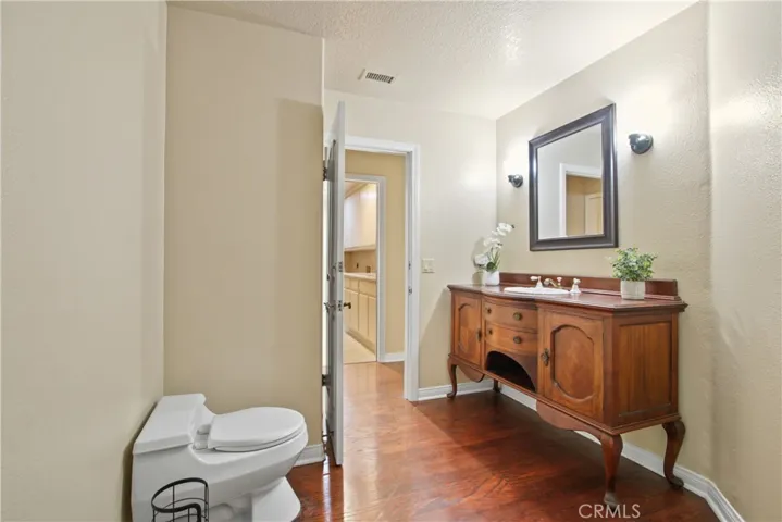 411 E 15th Street, Newport Beach, California 92663