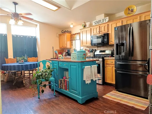 20401 Soledad Canyon Rd Unit 822, Canyon Country, California 91351