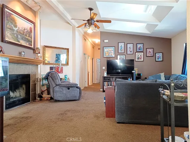 20401 Soledad Canyon Rd Unit 822, Canyon Country, California 91351