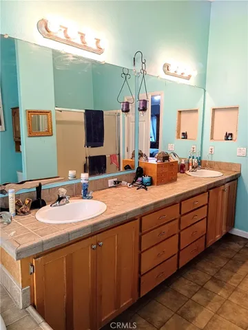 20401 Soledad Canyon Rd Unit 822, Canyon Country, California 91351