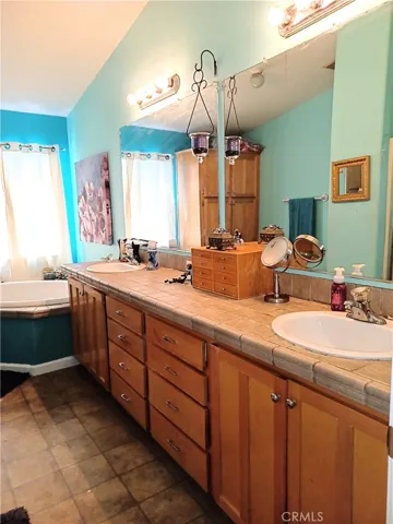 20401 Soledad Canyon Rd Unit 822, Canyon Country, California 91351