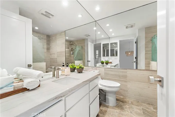 106 Blue Lagoon, Laguna Beach, California 92651