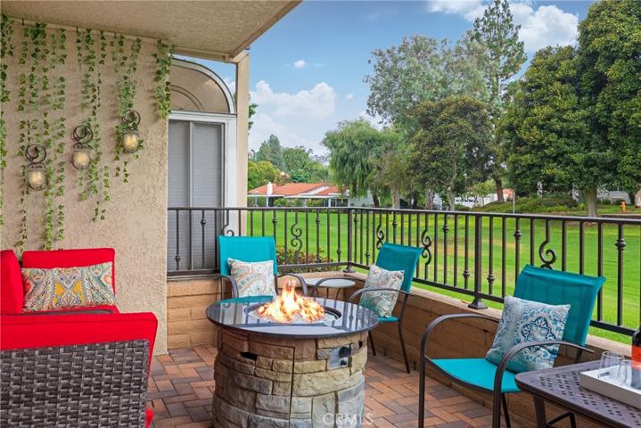 5488 Paseo Del Lago W Unit B, Laguna Woods, California 92637