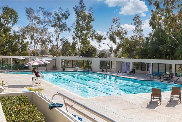 5488 Paseo Del Lago W Unit B, Laguna Woods, California 92637
