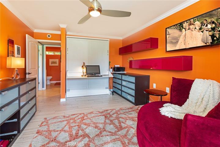 5488 Paseo Del Lago W Unit B, Laguna Woods, California 92637