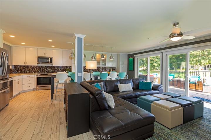 5488 Paseo Del Lago W Unit B, Laguna Woods, California 92637