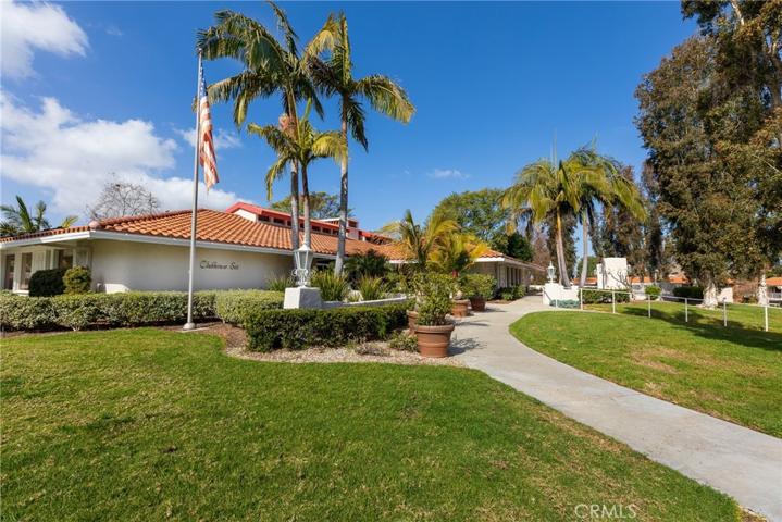 5488 Paseo Del Lago W Unit B, Laguna Woods, California 92637