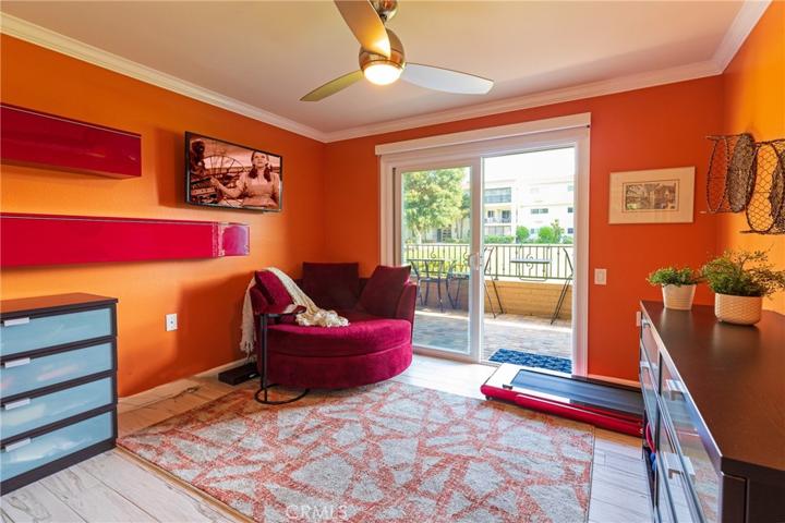 5488 Paseo Del Lago W Unit B, Laguna Woods, California 92637
