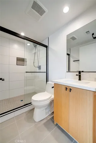 6201 La Mirada Avenue Unit 4, Hollywood, California 90038