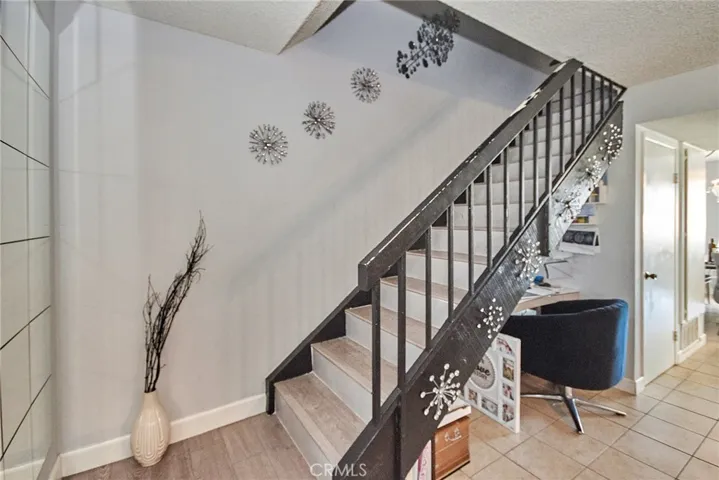 17 Elderglen 15, Irvine, California 92604