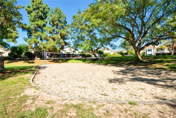 17 Elderglen 15, Irvine, California 92604