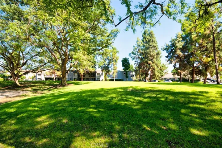 17 Elderglen 15, Irvine, California 92604