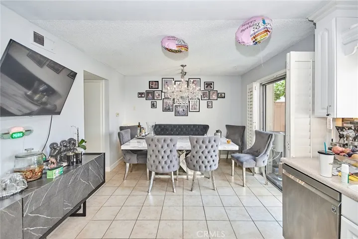 17 Elderglen 15, Irvine, California 92604